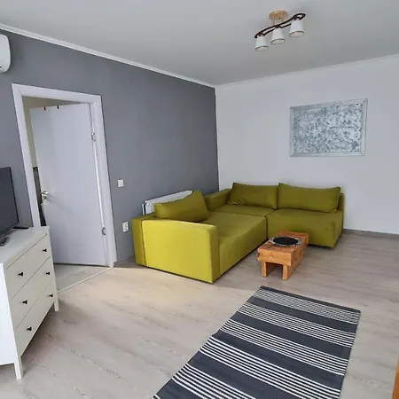 Pomiculturii 5 - Spacious 1br With Balcony * Temešvár
