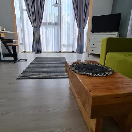 Pomiculturii 5 - Spacious 1br With Balcony
