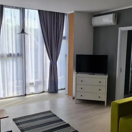 Pomiculturii 5 - Spacious 1br With Balcony アパート