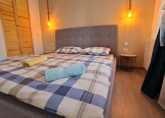 Pomiculturii 5 Appartement *