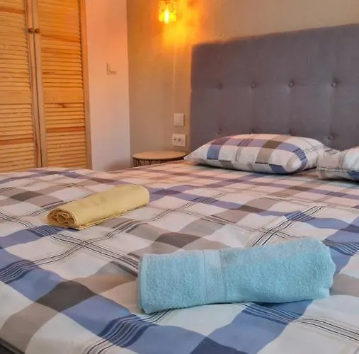 Appartement Pomiculturii 5 *
